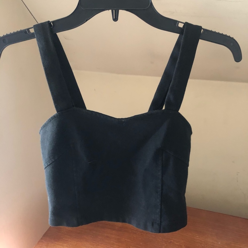 Black crop top